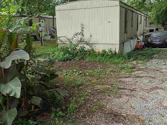 4th image of 116 Highlawn Ave