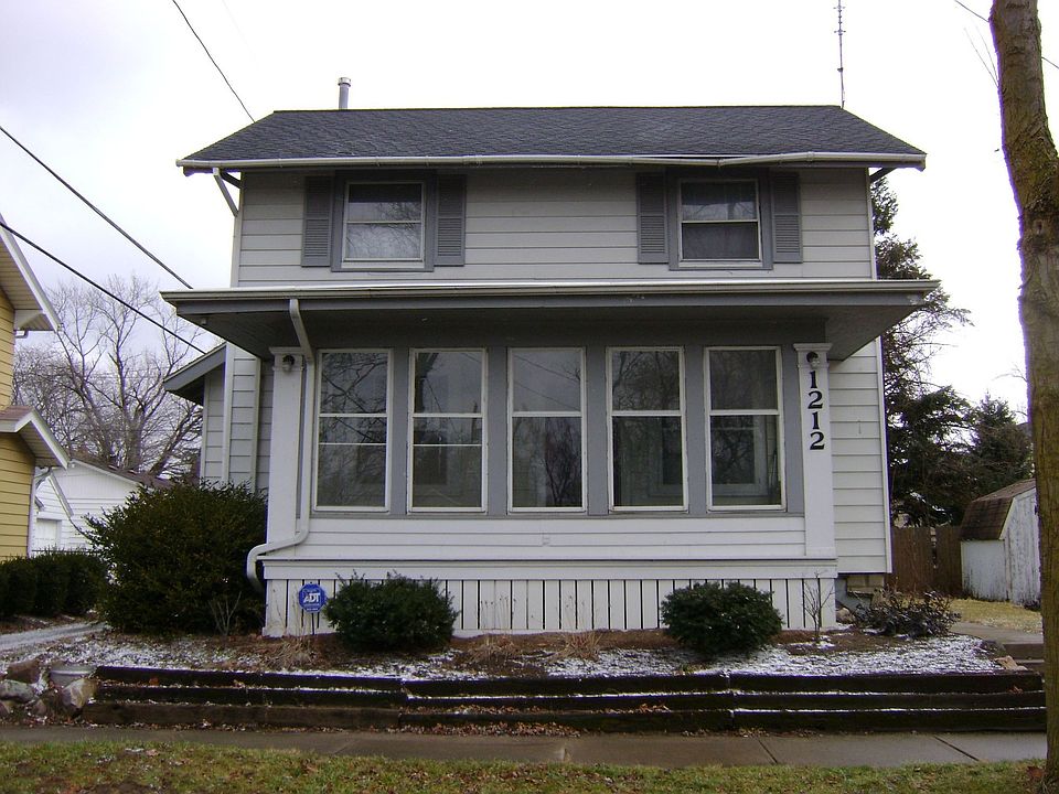 1st image of 1212 Garfield St
