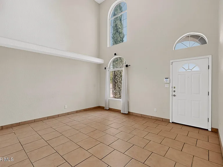 14224 Desert Ash Dr — Photo 11