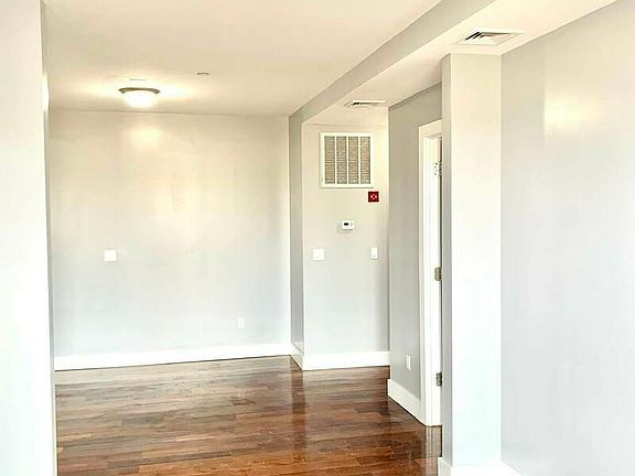 5th image of 650 Kosciuszko St #4F