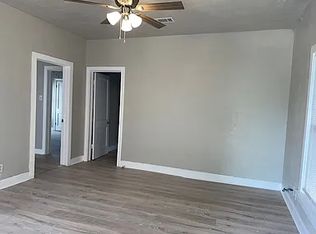 905 E 29th St, Bryan, TX 77803
