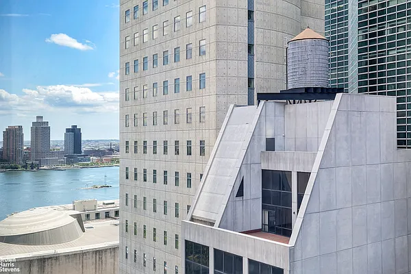 Rented by Brown Harris Stevens | media 7