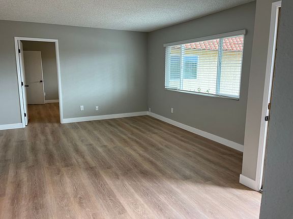 5th image of 1546 S Santa Fe Ave APT E