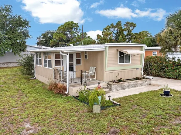 3160 10th St, Englewood, FL 34224