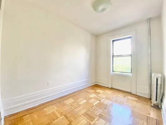 Rented by Bohemia Realty Group | media 11