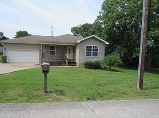 913 Bungalow St, Maryville, TN 37801