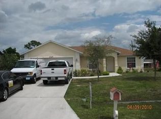 2249 SE Glover St, Port Saint Lucie, FL 34984