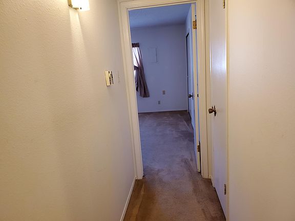 2nd hallway leading to master bedroom