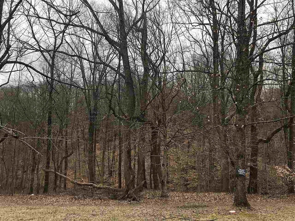 1st image of 27 Carver Dr