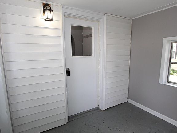 4th image of 2227 Elmwood Ave