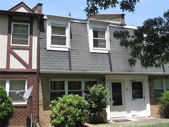 2nd image of 4 Briar Mills Dr