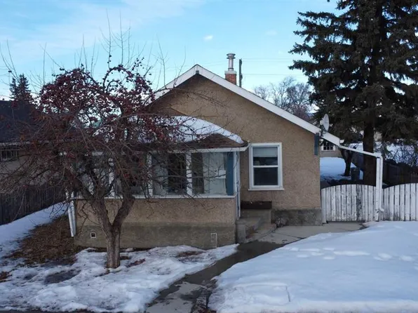 306 S 3rd Ave W, Hanna, AB T0J 1P0