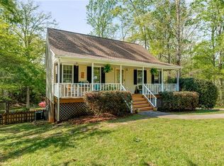 4 Bradsher Ct, Randleman, NC 27317