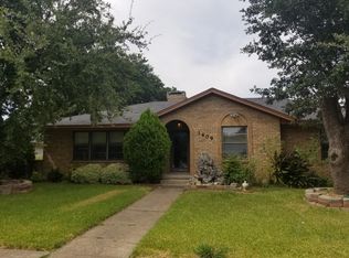 1409 Lexington Dr, Garland, TX 75041