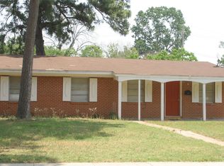 803 Pine Tree Dr, Shreveport, LA 71106