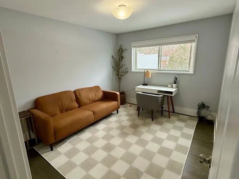 410 E Atwater Ave — Photo 7