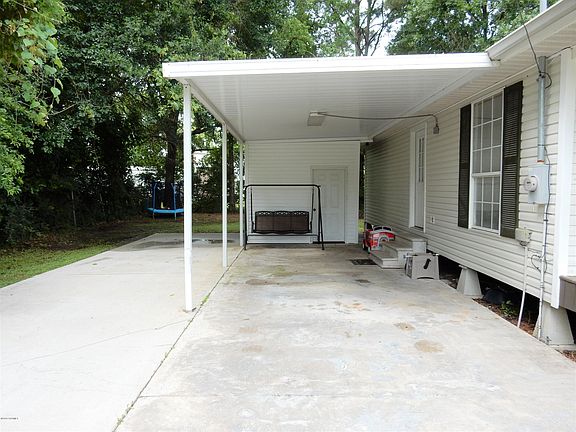 3rd image of 203 Landry Dr