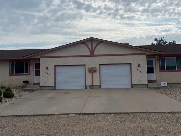 942 S Harmony Ln, Pueblo, CO 81007