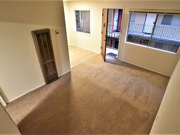 3rd image of 5390 Broadway APT 11