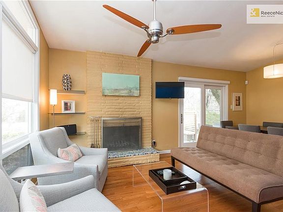 5th image of 3507 W 78th St
