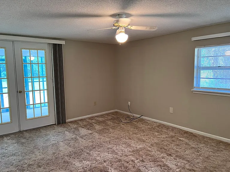 5246 Old River Rd — Photo 27