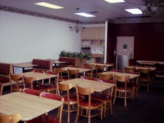 5th image of 1071 N Winstead Ave