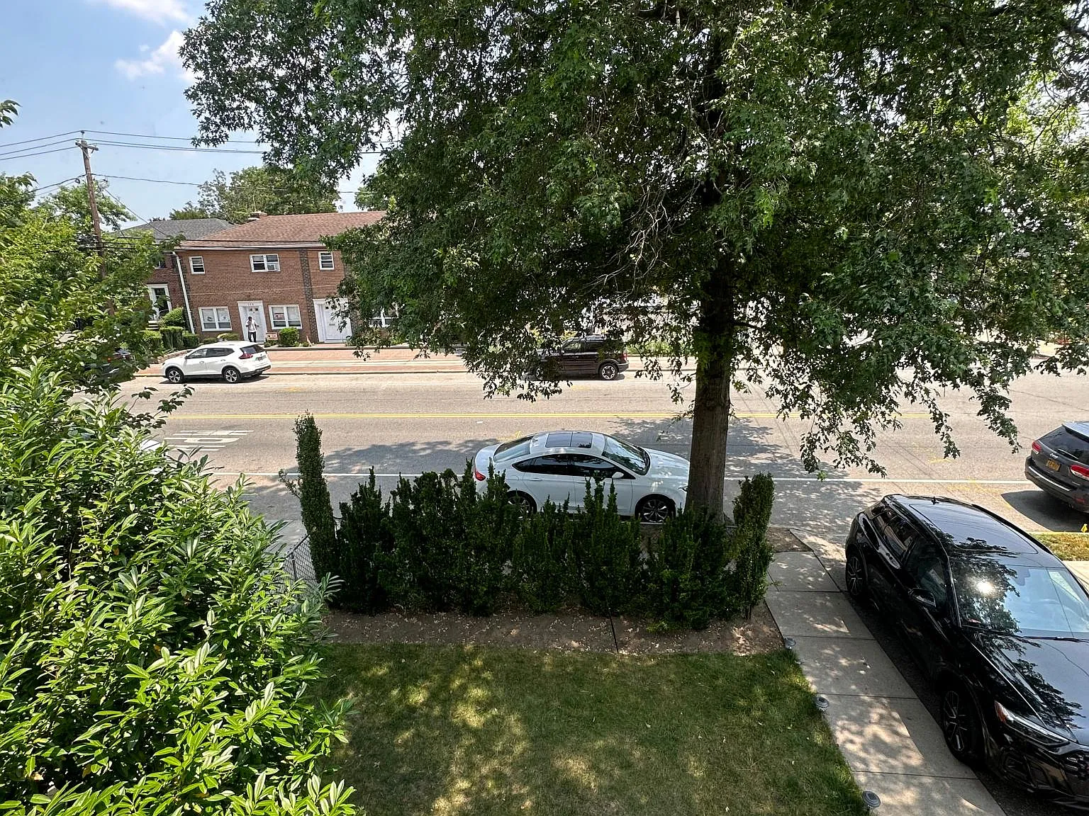 3 bed, 1075 sqft, $3,800 — Photo 4