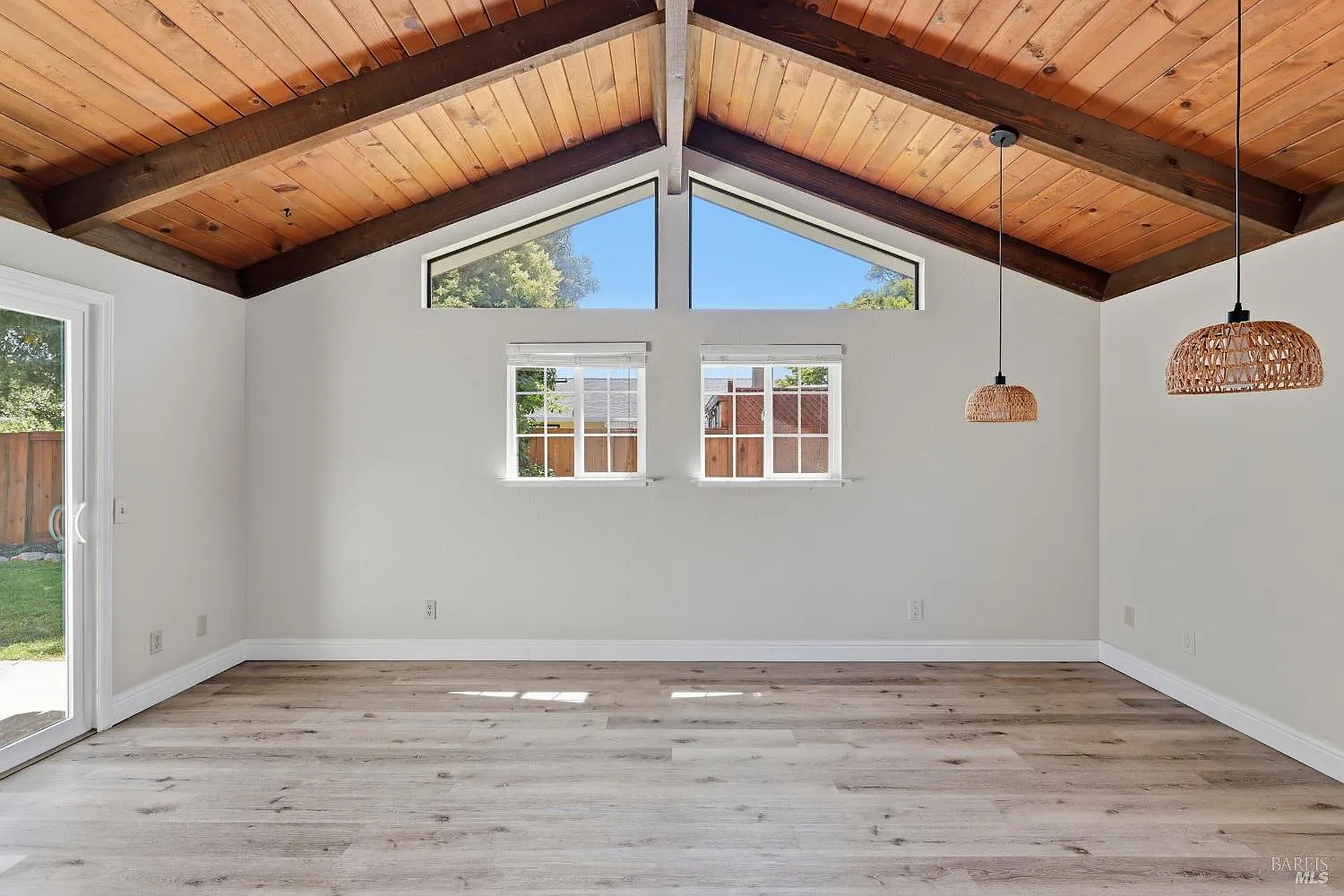 440 Eastwood Drive - Photo 11