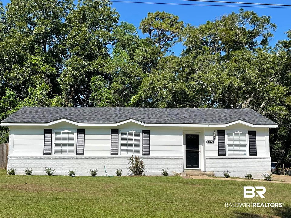 1st image of 4716 Emerald Dr E