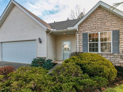 8869 Ashlyn Ct #14-C, Olmsted Falls, OH, 44138
