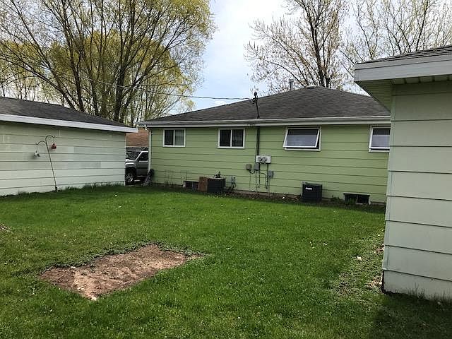 2nd image of 1007 Evans St