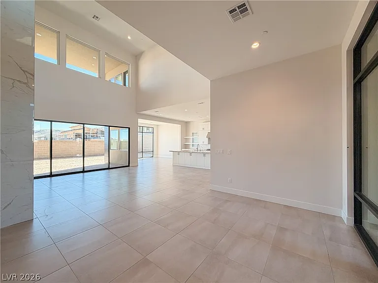 10761 Canyon Bloom Dr — Photo 8