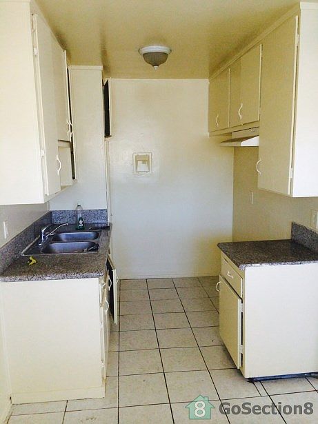 2nd image of 1212 W 96th St APT 8