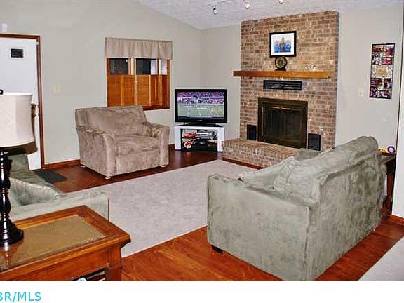 2nd image of 3935 Grand Bend Dr
