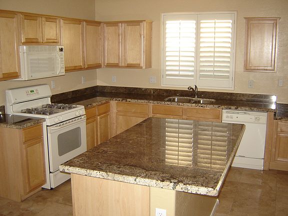 5th image of 3703 E Vallejo Dr