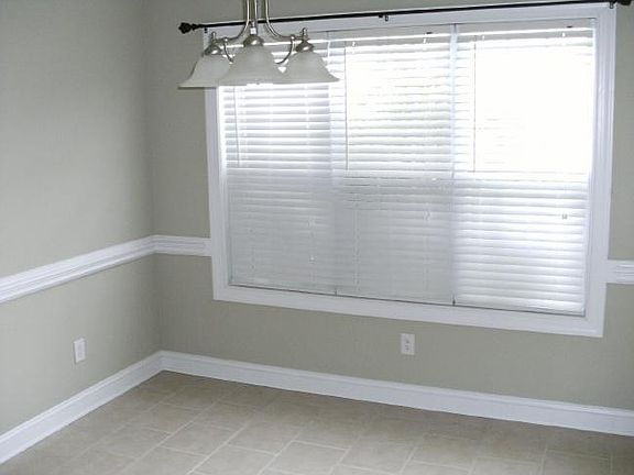 4th image of 2012 A Cambria Dr