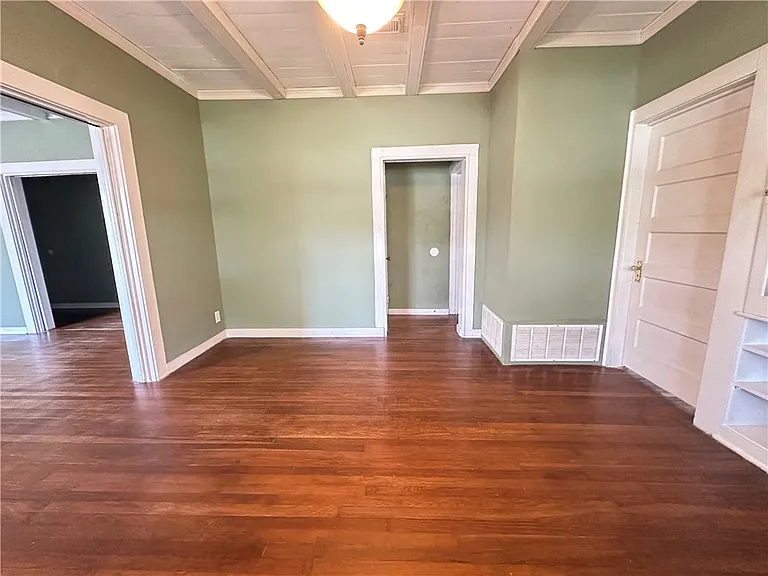 131 Dell Ave — Photo 3