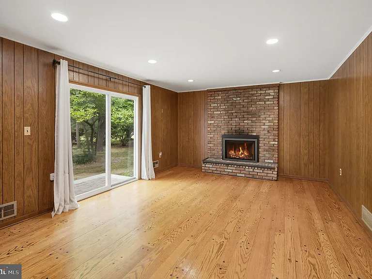 7 Hathaway Dr — Photo 12