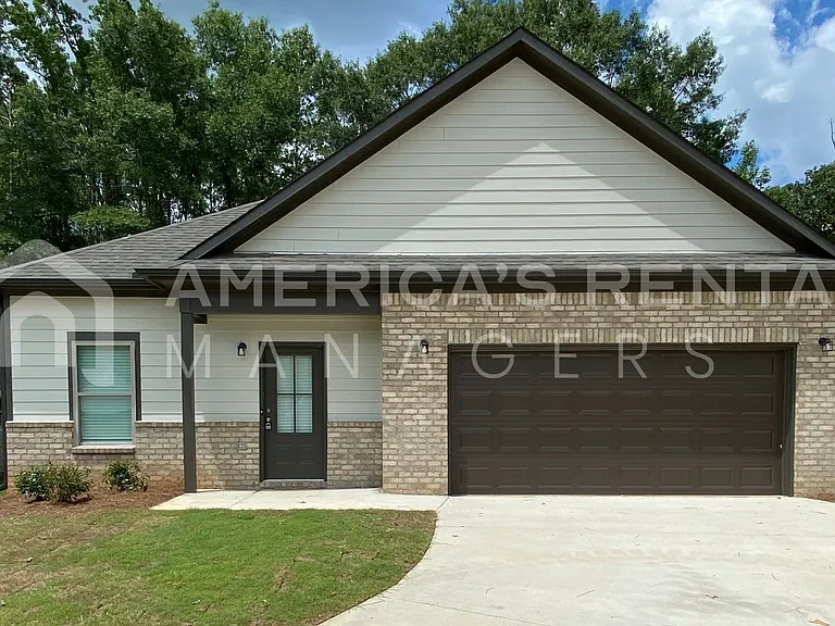 285 Avalon Way — Photo 1