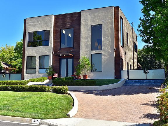 2nd image of 911 Milmada Dr