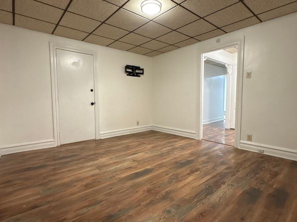 2030 Hanover Ave FLOOR 1