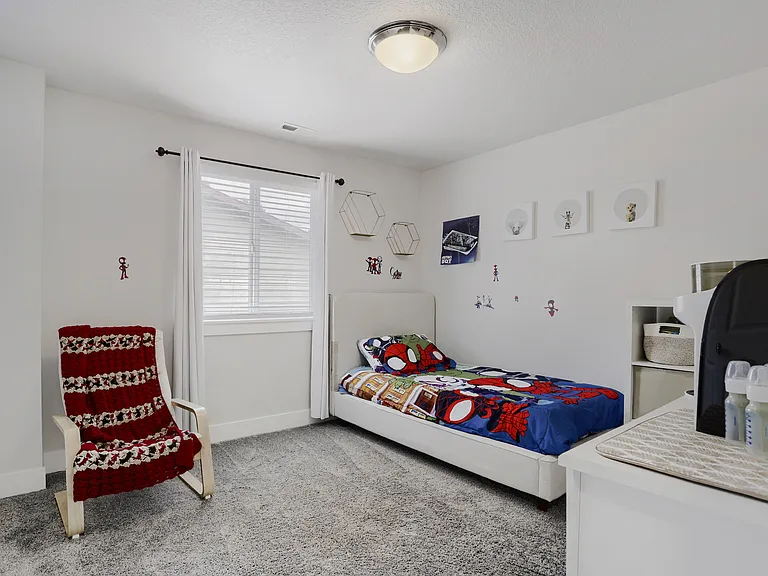 8573 SE Gray St — Photo 21