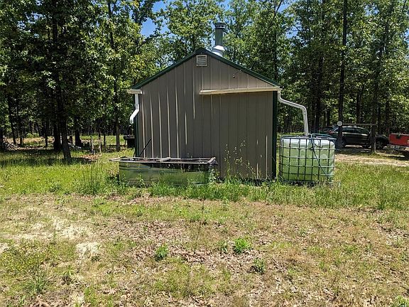 4th image of 440 County Road 4150