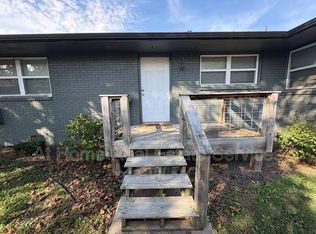 1339 E Elm St, Springfield, MO 65802