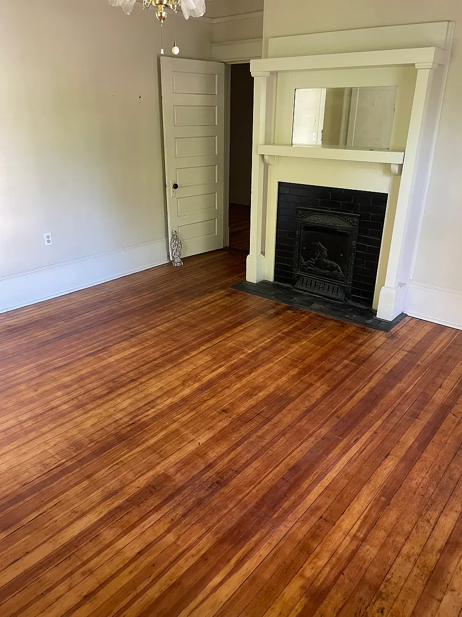 Building Photo - 409 Boulevard #C