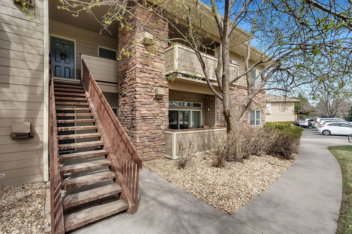 Building Photo - 4545 Wheaton Dr #B230