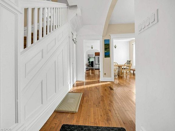 4th image of 118 Hewat St