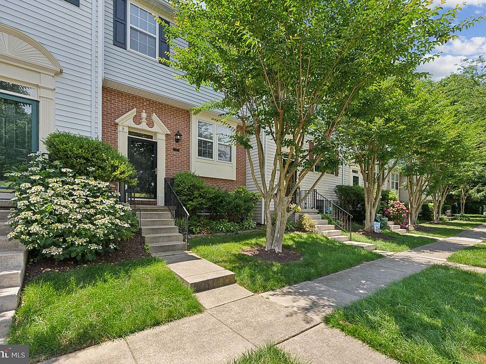 1st image of 1308 Farley Ct S