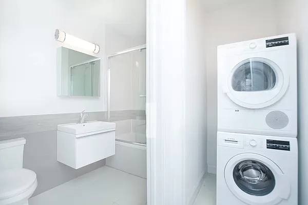 Rented by Bohemia Realty Group | media 21