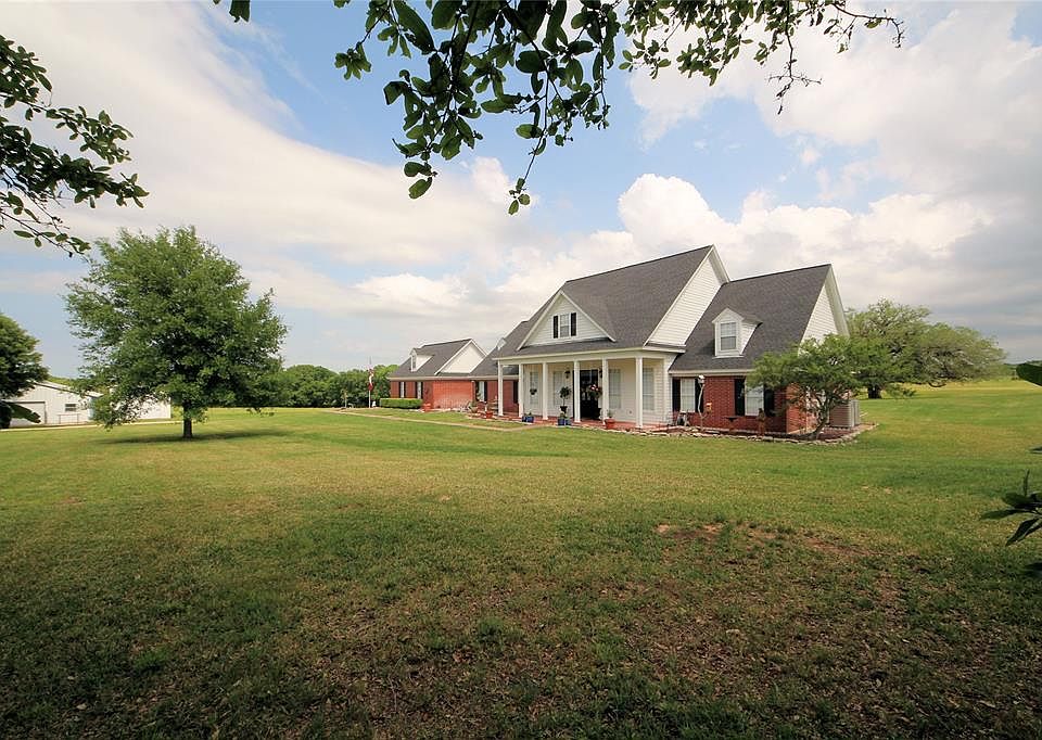 1st image of 3081 Oak Bend Cir